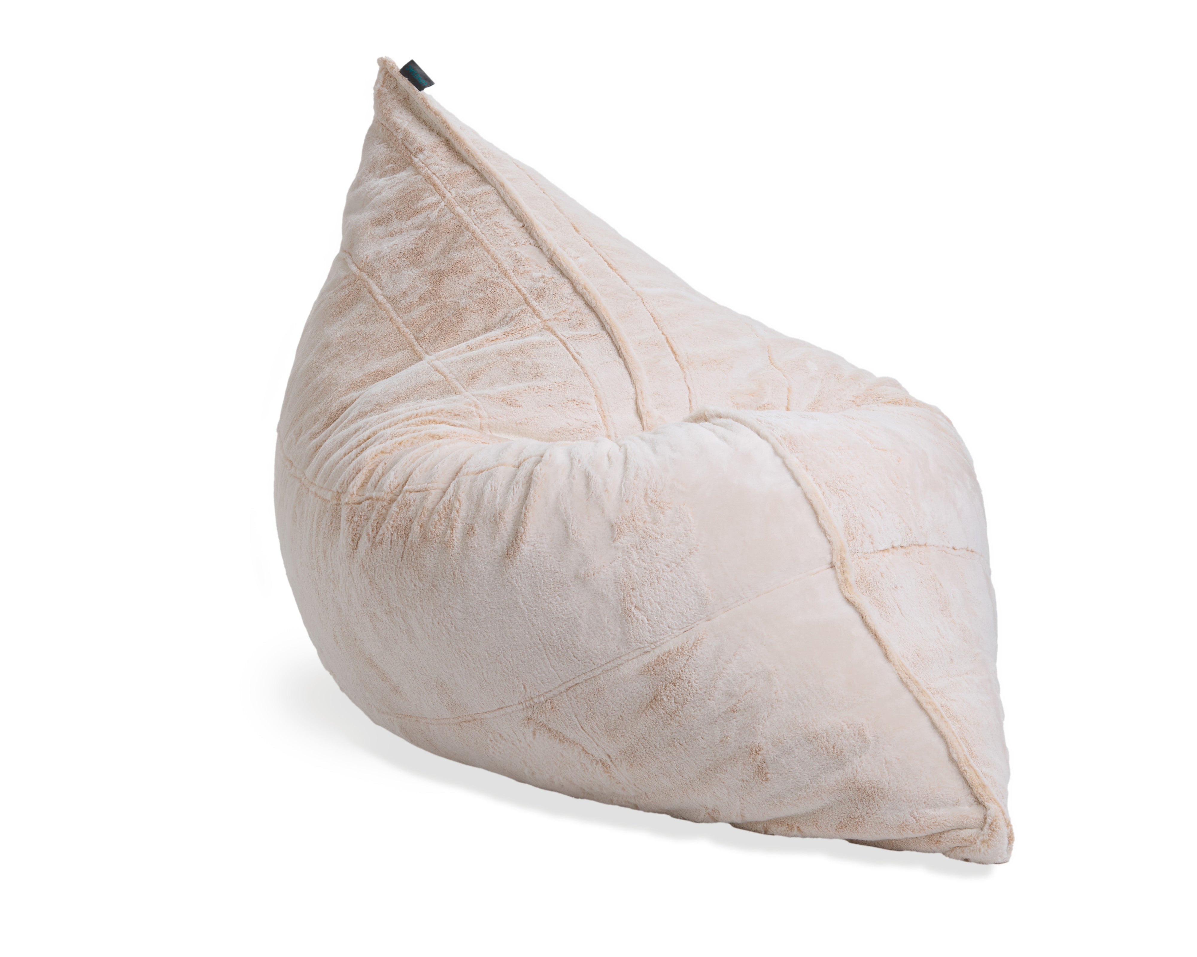 アクタスファズル タンス Nothing says cozy like Peach Fuzz from @lovesac. 🍑 ✨ Limited